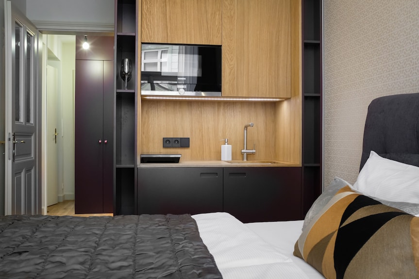 Luxury Kitchens Nottingham Reviews: Stunning Designs & Top Ratings