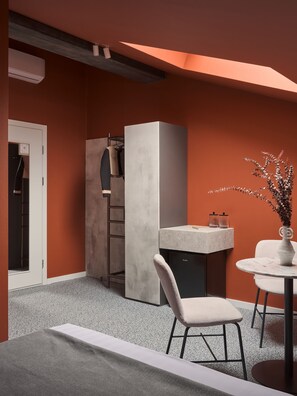 Classic Double or Twin Room | Desk, free WiFi