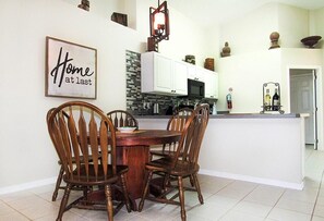 House, Multiple Beds (Ref 07 Modern 5 Bed villa with own po) | Private kitchen