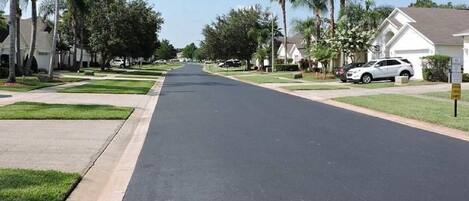 Vila, Beberapa Tempat Tidur (Ref C Luxury 4 Bed Villa on gated Res) | Pemandangan jalan