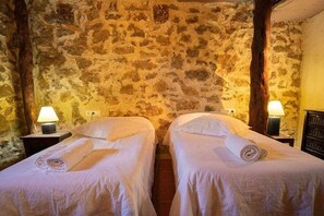 2 Schlafzimmer, Bügeleisen/Bügelbrett, Reisekinderbett, WLAN