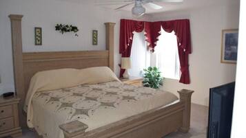 Villa, Multiple Beds (Ref 34 Stunning 5 Bed 3 Bath villa wi) | 5 bedrooms, iron/ironing board, WiFi, bed sheets