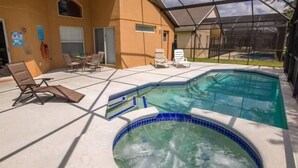Villa, plusieurs lits (Ref 30 Beautiful 4bedroom  pool home ) | Piscine | Piscine couverte, chaises longues