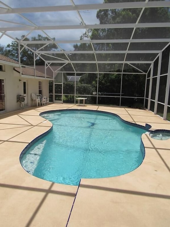 Villa, varias camas (Ref 24 Modern 4 Bed Villa with own So) | Alberca