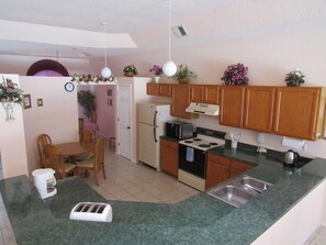 Villa, Multiple Beds (Ref 24 Modern 4 Bed Villa with own So) | Private kitchen
