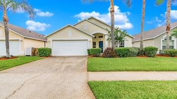 Villa, Multiple Beds (Ref 16 Stunning 4 Bed Villa on 5 Star) | Exterior