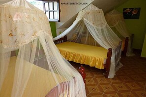 3 chambres, fer et planche Ă repasser, Wi-Fi, draps fournis