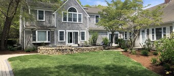 Expansive Cape Cod Family Retreat