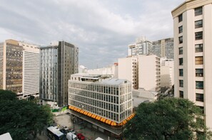 Exterior - JP200 - Jacques Pilon Residence (São Paulo)