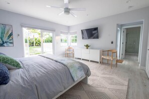 3 bedrooms, iron/ironing board, WiFi - Marlow House (Delray Beach)