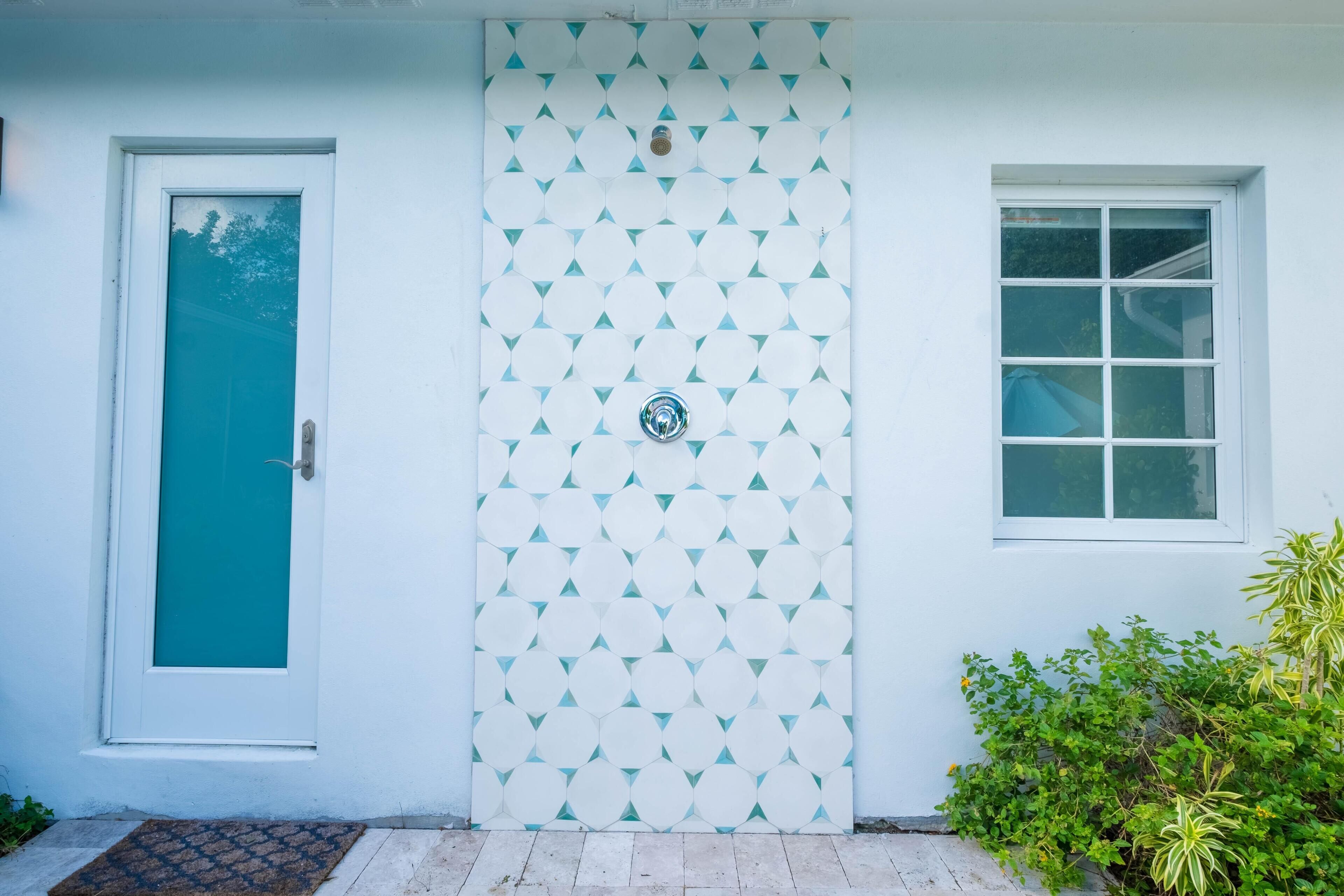 تفاصيل الفندق من الخارج