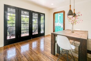 House, Berbilang Katil (Oak Haven) | 3 bilik tidur, seterika/papan seterika, katil bayi mudah alih, Internet