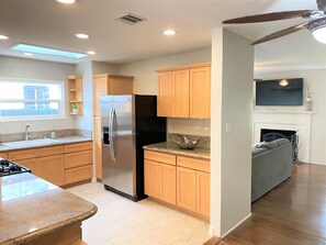 House, Multiple Beds (Rosewood) | Private kitchen | Fridge, microwave, oven, dishwasher