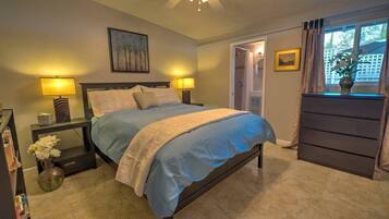 Condo, 2 Queen Beds (Juniper House) | 2 bedrooms, iron/ironing board, travel cot, free WiFi