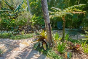 House, Multiple Beds (Mariposa) | Property grounds