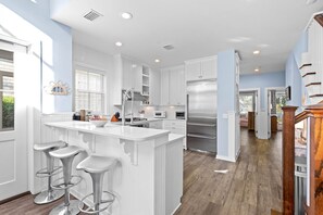 Fridge, microwave, oven, stovetop - Holiday Availability! 30-A-OK - Golf Cart! Great Entertainment Options! Bikes! (Watersound)