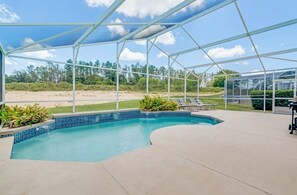 Outdoor pool, a heated pool - Enjoy Serenity by the Pool! VALUE! Family Memories Made! (Davenport)