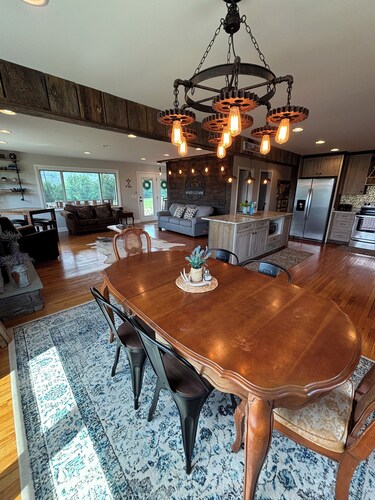 Mountain farmhouse on 300 + acres with million$views