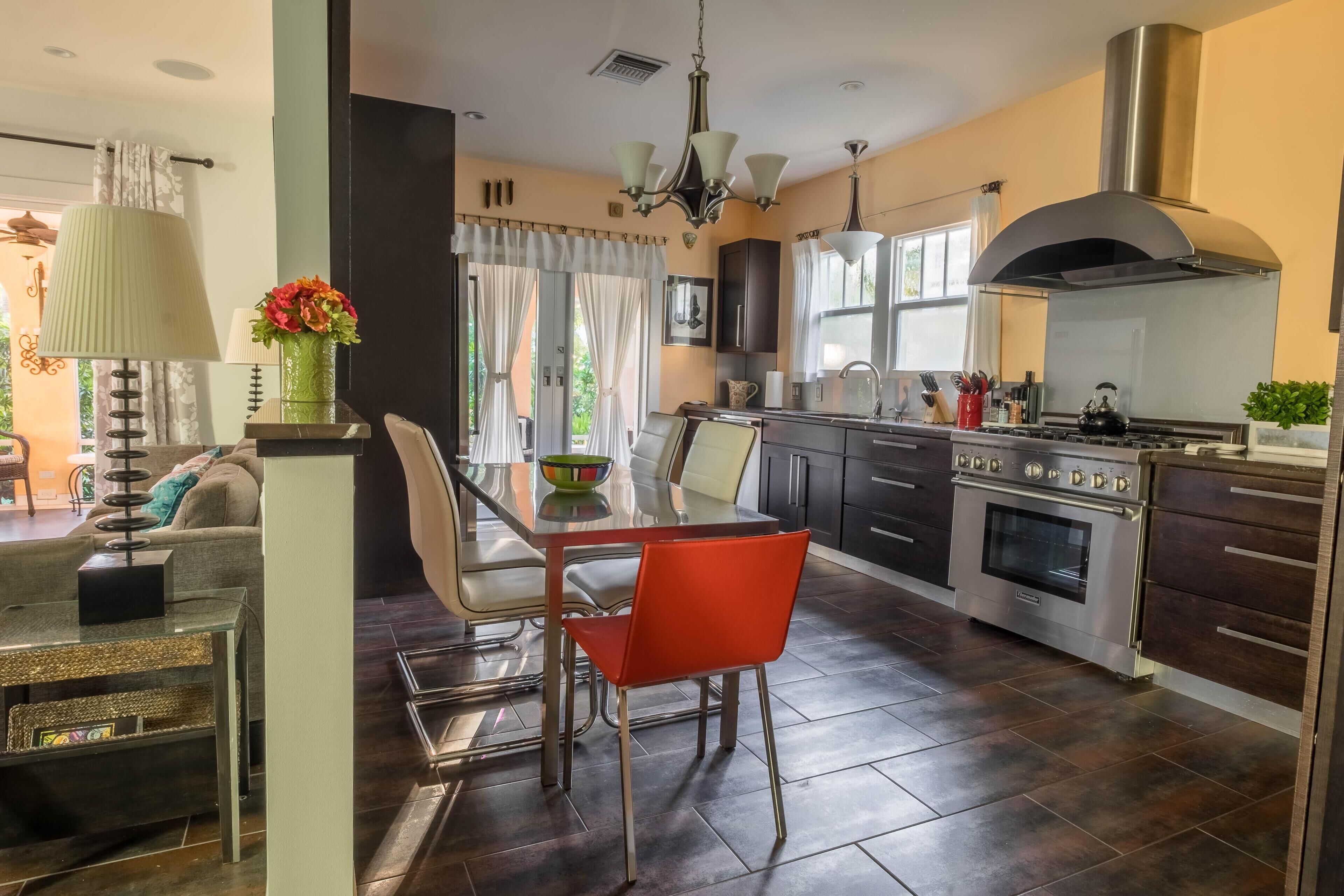 House, Multiple Beds (Amara House) | Private kitchen | Oven, dining table