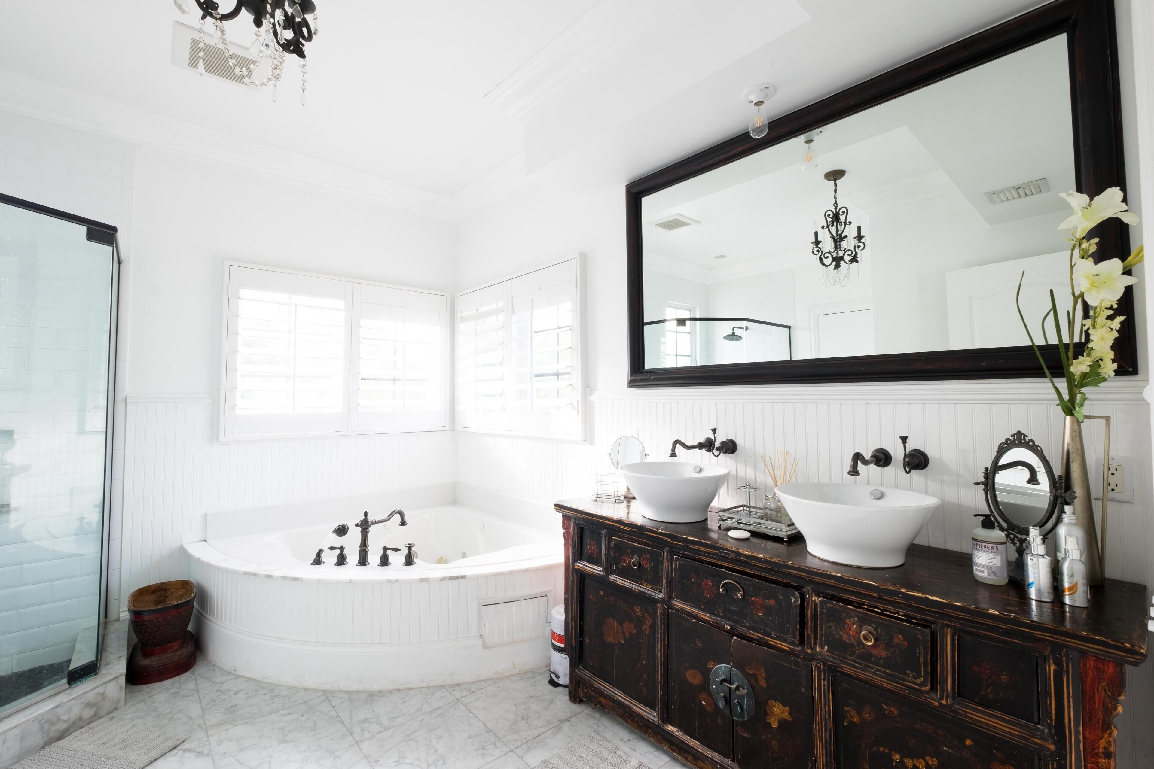 House, Multiple Beds (Teak House) | Bathroom