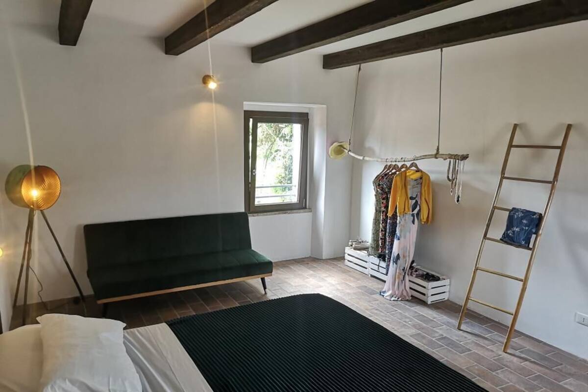 House | 5 bilik tidur, busa memori, kalis bunyi, Wi-fi percuma