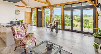 1 bedroom accommodation in Aberhafesp, near Newtown