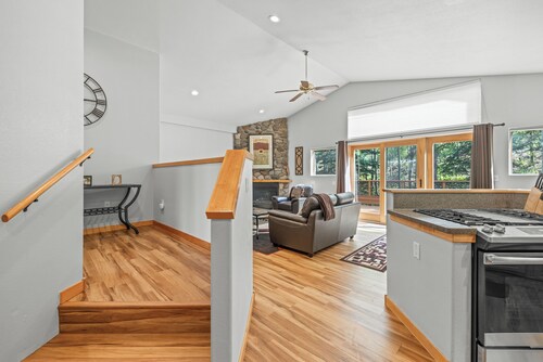 Spacious & Quiet 6 BR w/ Heated Garage Cutty Sark #1 & #2 Combo