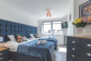 4 Schlafzimmer, Bügeleisen/Bügelbrett, Reisekinderbett, kostenloses WLAN