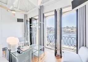 Premium Room, River View