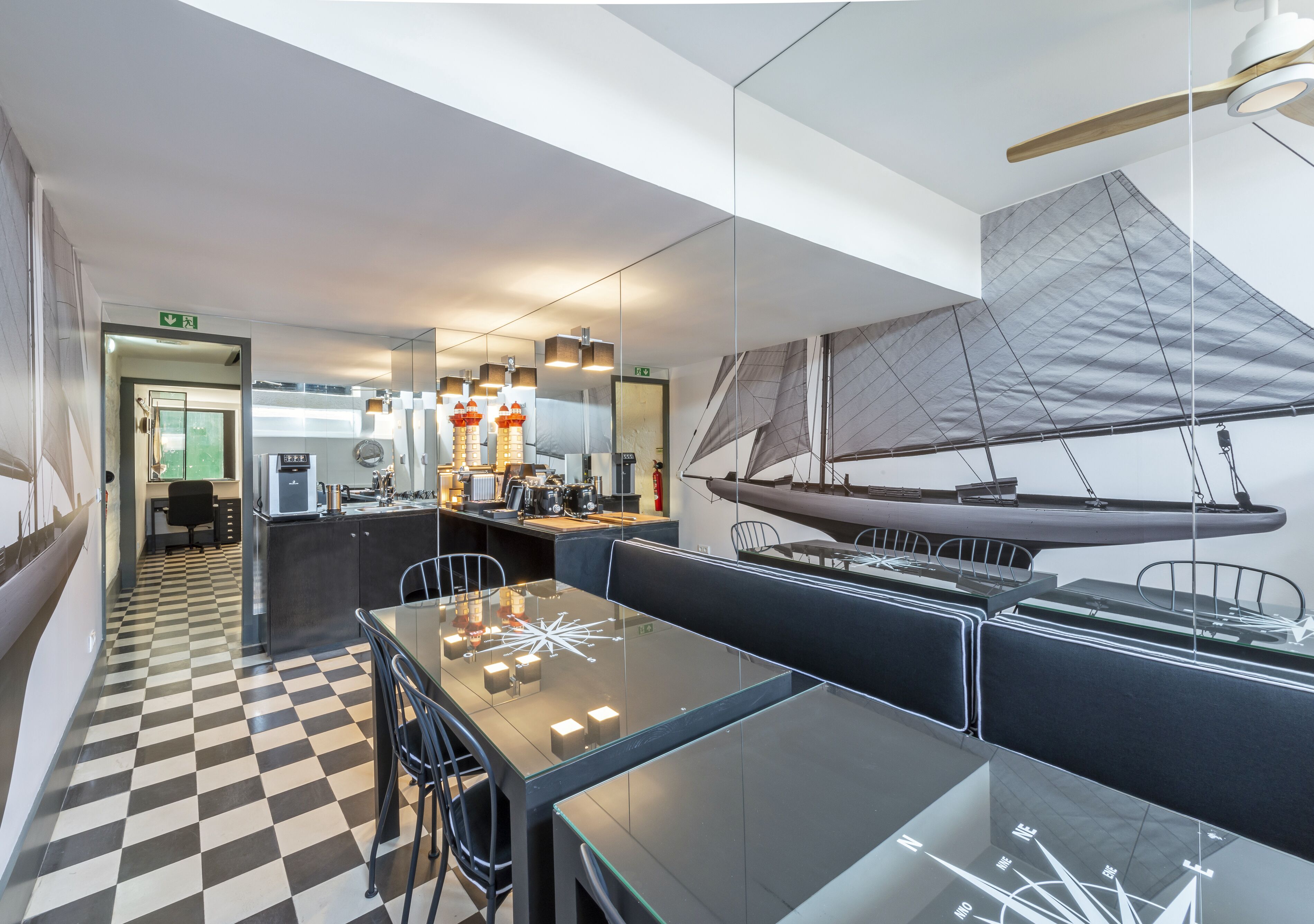 Photo - Oporto Street Fonte Taurina - Riverfront Suites