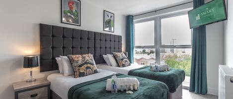 4 habitaciones, tabla de planchar con plancha y wifi gratis