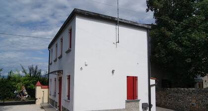 Red House Pianzano, located in a very quiet area