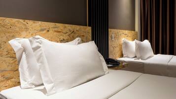 Double or Twin Room | Free WiFi