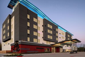 Exterior - Aloft Houston Shenandoah (Conroe)