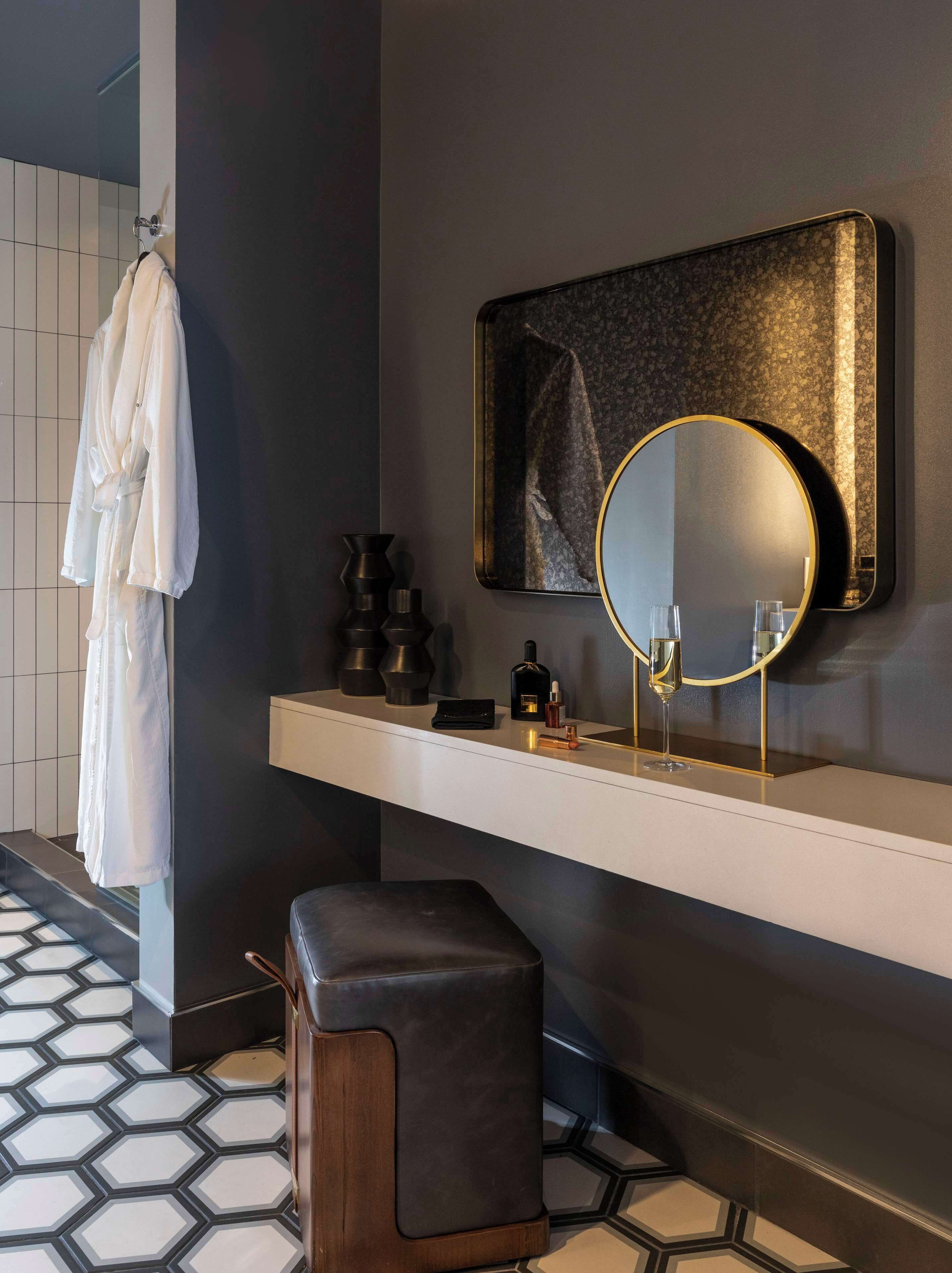 Photo - Thompson Dallas, by Hyatt