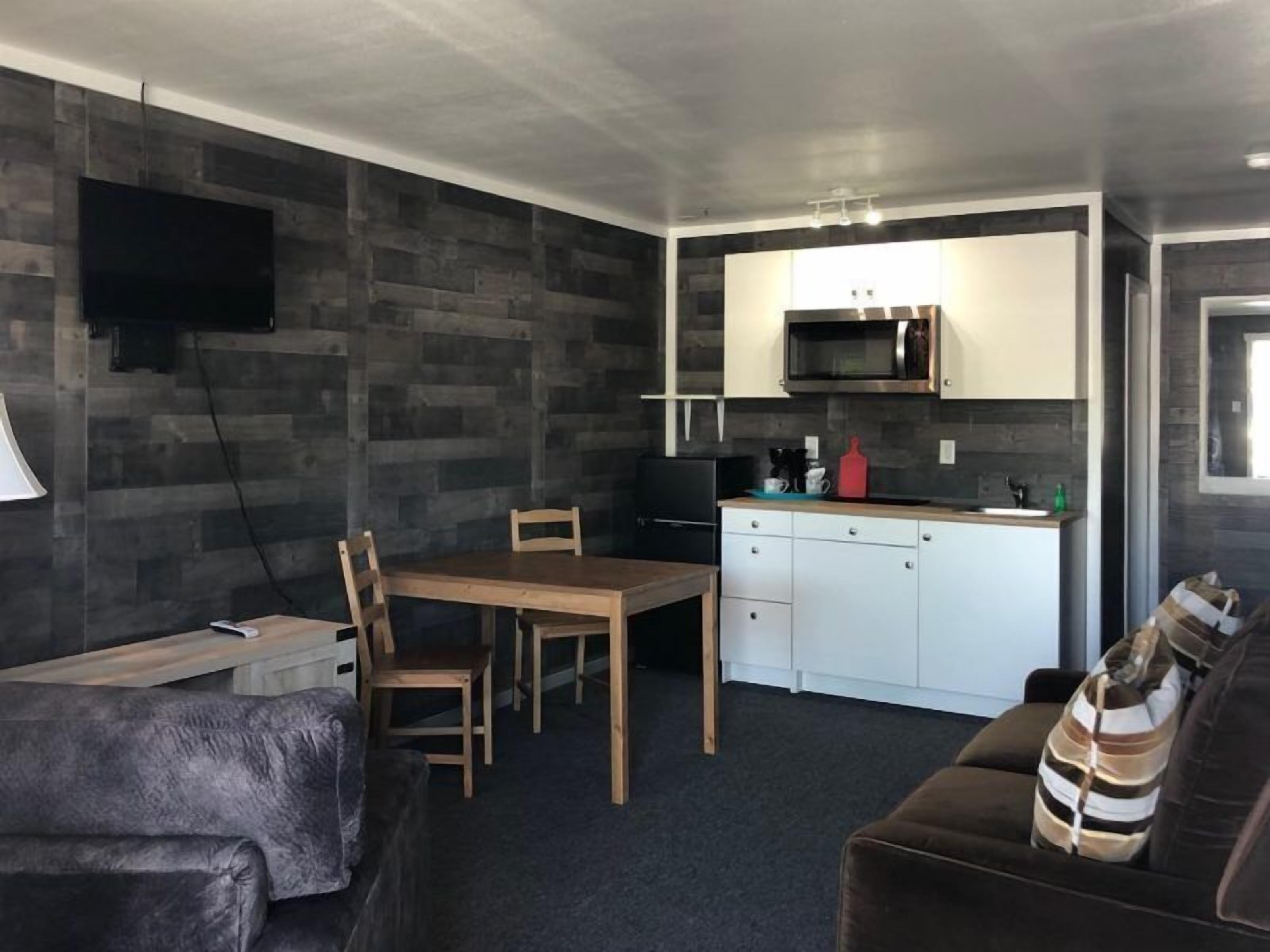 Red Rock Extended Stay, Duchesne Room, Prices & Reviews Travelocity