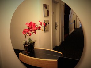 Hallway - Touchstone Hotel - City Center (San Francisco)