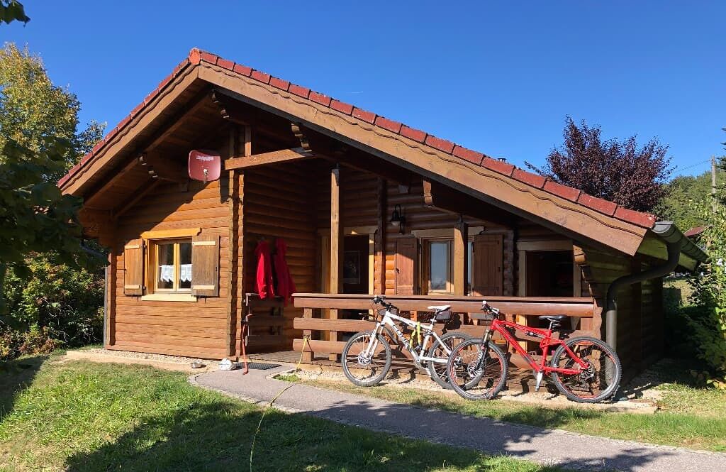 Cabin | 2 bedrooms, free WiFi, bed sheets