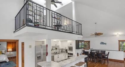 Tropical Key West Home w/ Heated Pool