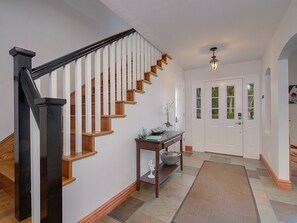 Interior - Tropical Key West Home w/ Heated Pool (Jensen Beach)