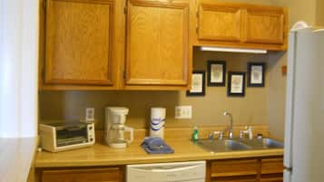 Condo, Multiple Beds (Sugar Ski & Country Club Unit 231 Sil) | Private kitchen | Fridge, microwave, stovetop, dishwasher