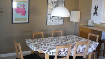 Condo, Multiple Beds (Sugar Ski & Country Club Unit 231 Sil) | Private kitchen | Fridge, microwave, stovetop, dishwasher