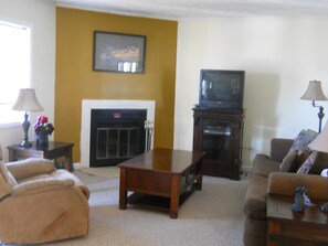 Condo, Multiple Beds (Sugar Ski & Country Club Unit 334 Sil) | Living room - Sugar Ski & Country Club Unit 334 Silver (Banner Elk)