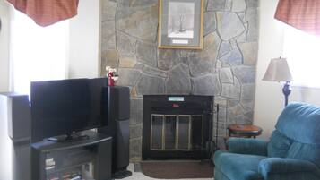 Condo, Berbilang Katil (436) | Ruang tamu | TV skrin rata