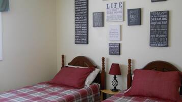 Condo, Berbilang Katil (436) | 2 bilik tidur, seterika/papan seterika, Wi-fi percuma, cadar katil