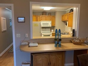 Condo, Multiple Beds (512)