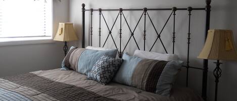 Condo, Multiple Beds (514) | 2 bedrooms, iron/ironing board, free WiFi, bed sheets