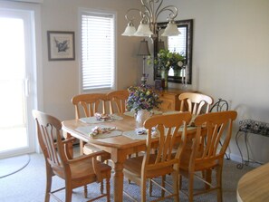 Condo, Multiple Beds (535) | Private kitchen | Fridge, microwave, stovetop, dishwasher