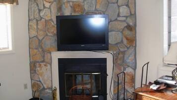 Condo, Multiple Beds (631) | Living room | TV