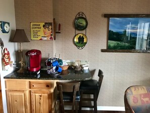 Condo, Multiple Beds (Sugar Ski & Country Club Unit 824 Pla) | Private kitchen | Fridge, microwave, stovetop, dishwasher - Sugar Ski & Country Club Unit 824 Platinum (Banner Elk)